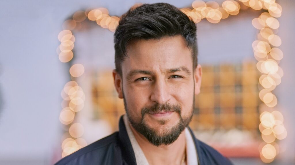 Tyler Hynes in Three Wise Men and a Baby. Credit: ©2022 Hallmark Media/Photographer: Ricardo Hubbs