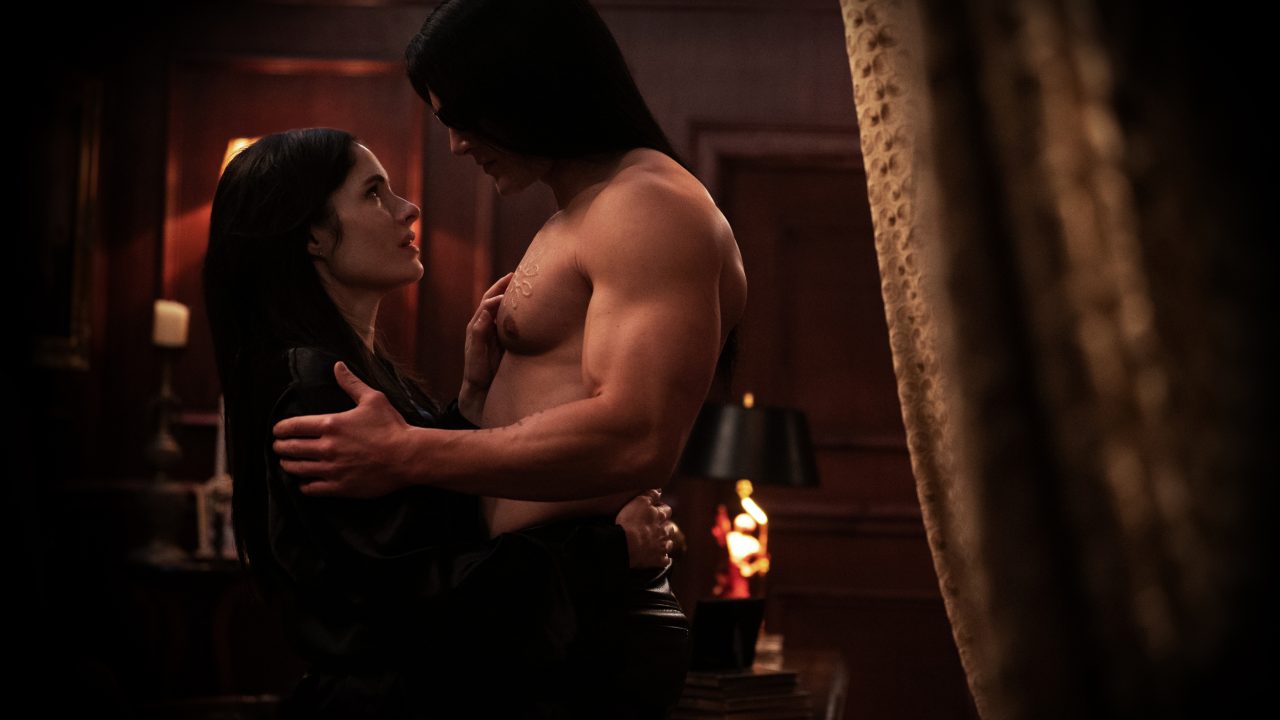 Beth (Olivia Applegate) and Wrath (Robert Maaser) in Black Dagger Brotherhood season 1. Photo: Passionflix