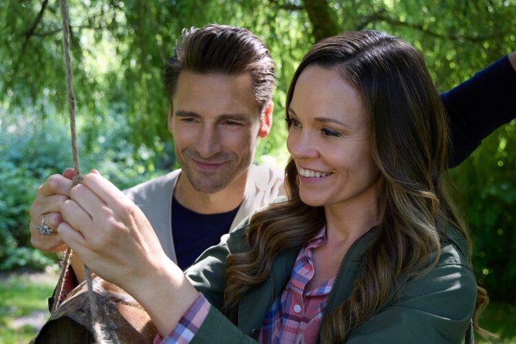Andrew Walker and Rachel Boston in Adventures in Love & Birding on Hallmark Channel.