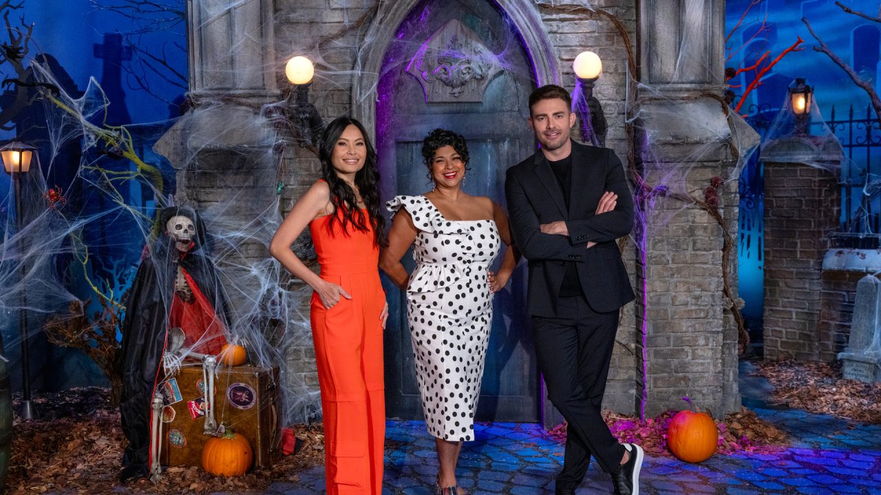 Shinmin Li, Aarti Sequeira and Jonathan Bennett in Halloween Wars season 15. Photo: Food Network