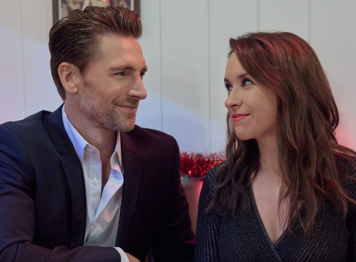 Andrew Walker and Lacery Chabert in She's Making a List