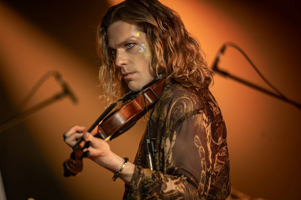 Sam Reid as Lestat De Lioncourt - Anne Rice's The Vampire Lestat _ Episode 01 - Photo Credit: Sophie Giraud/AMC