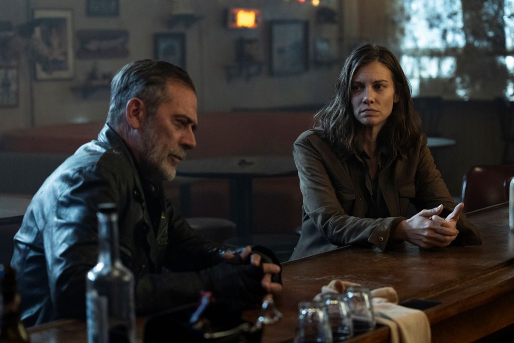 Lauren Cohan as Maggie, Jeffrey Dean Morgan as Negan - The Walking Dead: Dead City _ Season 3, Episode 2 - Photo Credit: Robert Clark/AMC