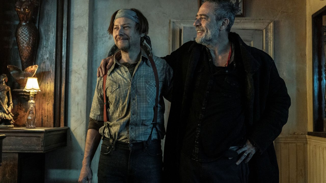 Jeffrey Dean Morgan as Negan, Jimmi Simpson as Mason - The Walking Dead: Dead City _ Season 3, Episode 3 - Photo Credit: Robert Clark/AMC