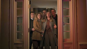 Taylor Bloom as Russ Hollingsworth, Kat Cunning as Clare Hollingsworth, Tommy O'Brien as Mike "Micah" Hollingsworth Jr, Hope Davis as Jane Hollingsworth, Peter Krause as Mike Hollingsworth in Line of Fire-- (Photo by: Screengrab/NBC)